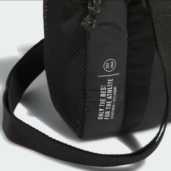 Adidas Crossbody Water Bottle Carrier Hydration 2 Black $30 NWT - Picture 10 of 11